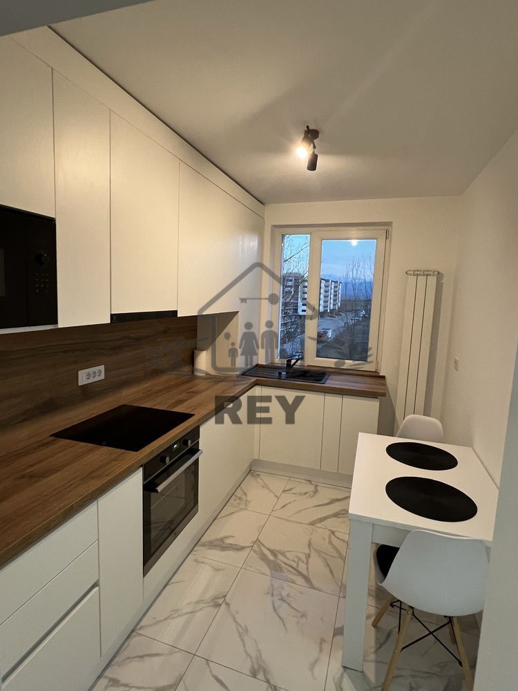 Apartament 2 camere de vânzare | Zona Rahovei–Sibiu | Complet renovat și mobilat - Poză 3