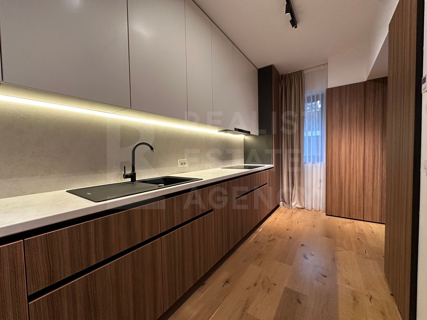 Chirie, apartament, 2 camere, parcare inclusă, București - Poză 5