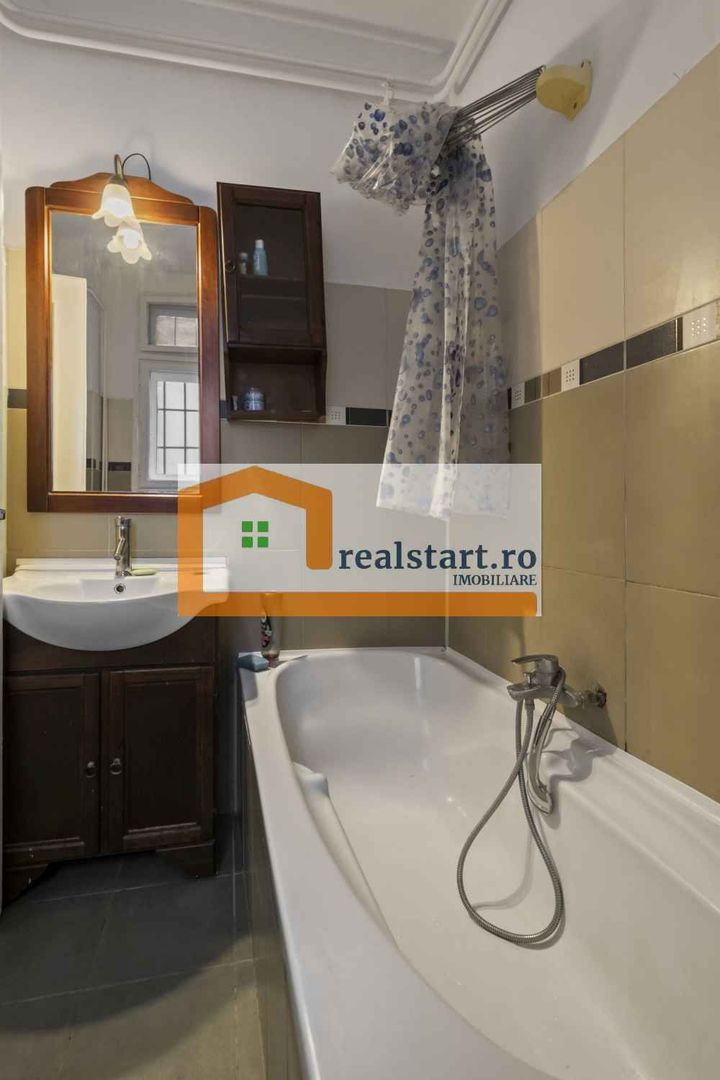 Langa Metrou, curte proprie 200mp, Garaj, 3 camere, centrala, pet friendly - Poză 8