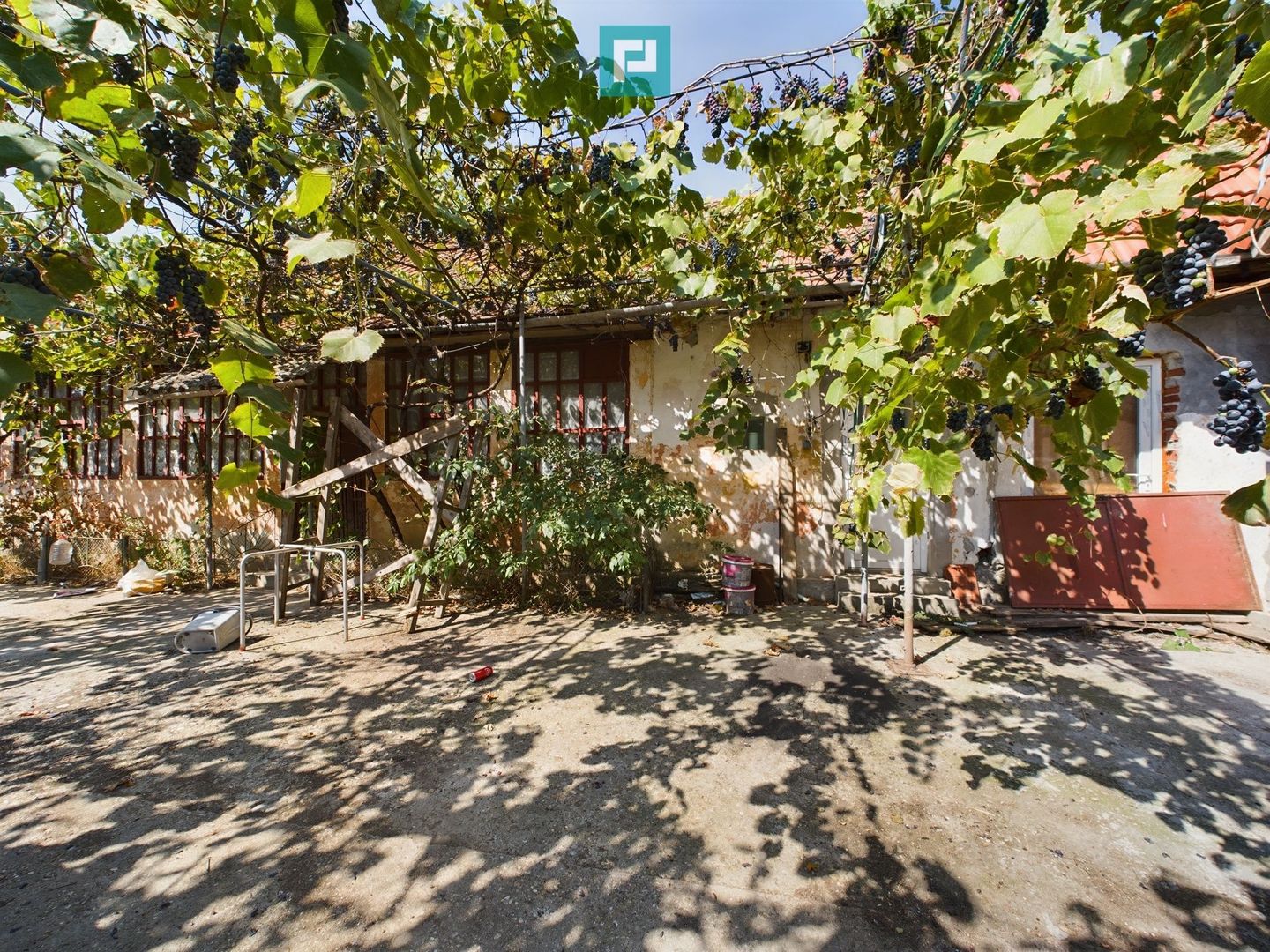 Oportunitate de investiţie, casă cu teren,  în Şuştra, Timiş - Poză 3