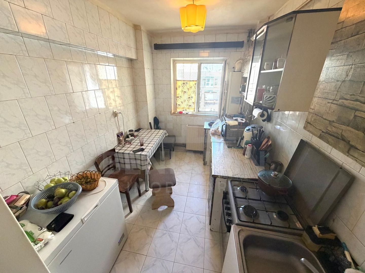 2 camere decomandat Piata Garii -etaj 2- centrala 50mp - Poză 5