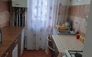 ÎNCHIRIEREZ APARTAMENT 3 CAMERE 78mp în zona Alexandru cel Bun - Poză 3
