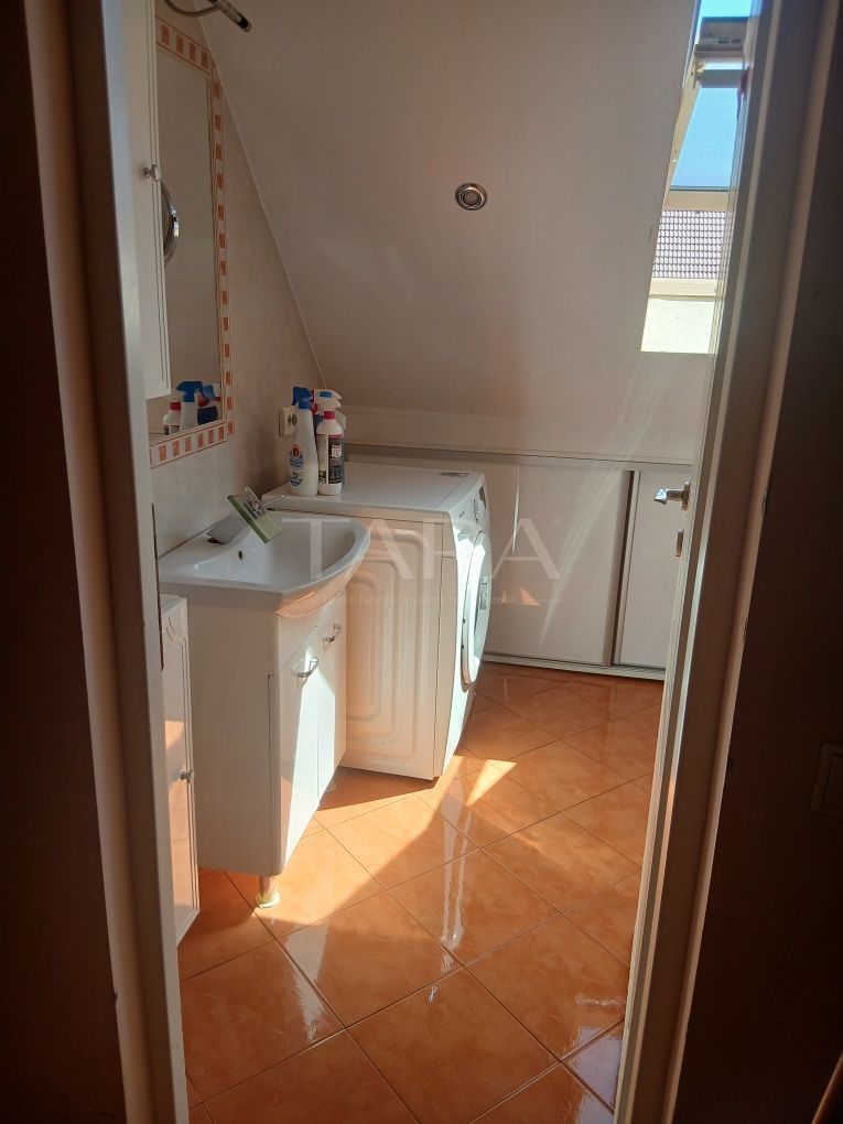 Apartament cu centrală proprie și spațiu de depozitare. - Poză 3