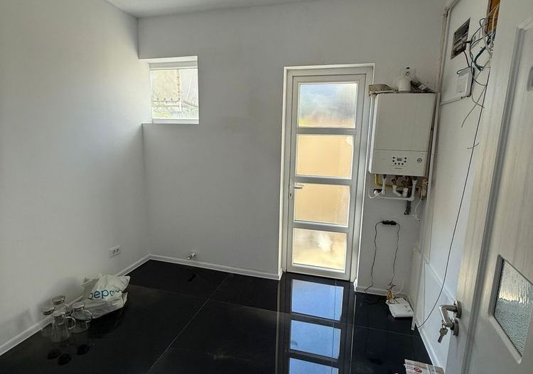 Spatiu comercial de vanzare 85mp - Poză 5