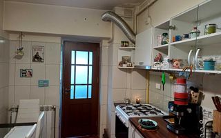 Inchiriez Ap. 3 camere Nicolina (Belvedere) - Poză 4