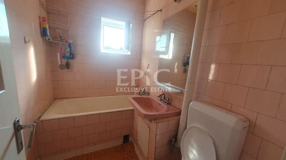 Vând apartament 4 camere/90 mp - Poză 10