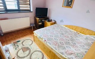 De vânzare – casă situată pe strada Nicolae Iorga - Poză 13