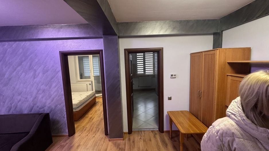 Inchiriere apartament 3 camere - Poză 4