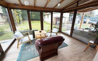 Casa, 3 dormitoare, 3 bai, ultrafinisata, mobilat lux, Faget - Poză 2