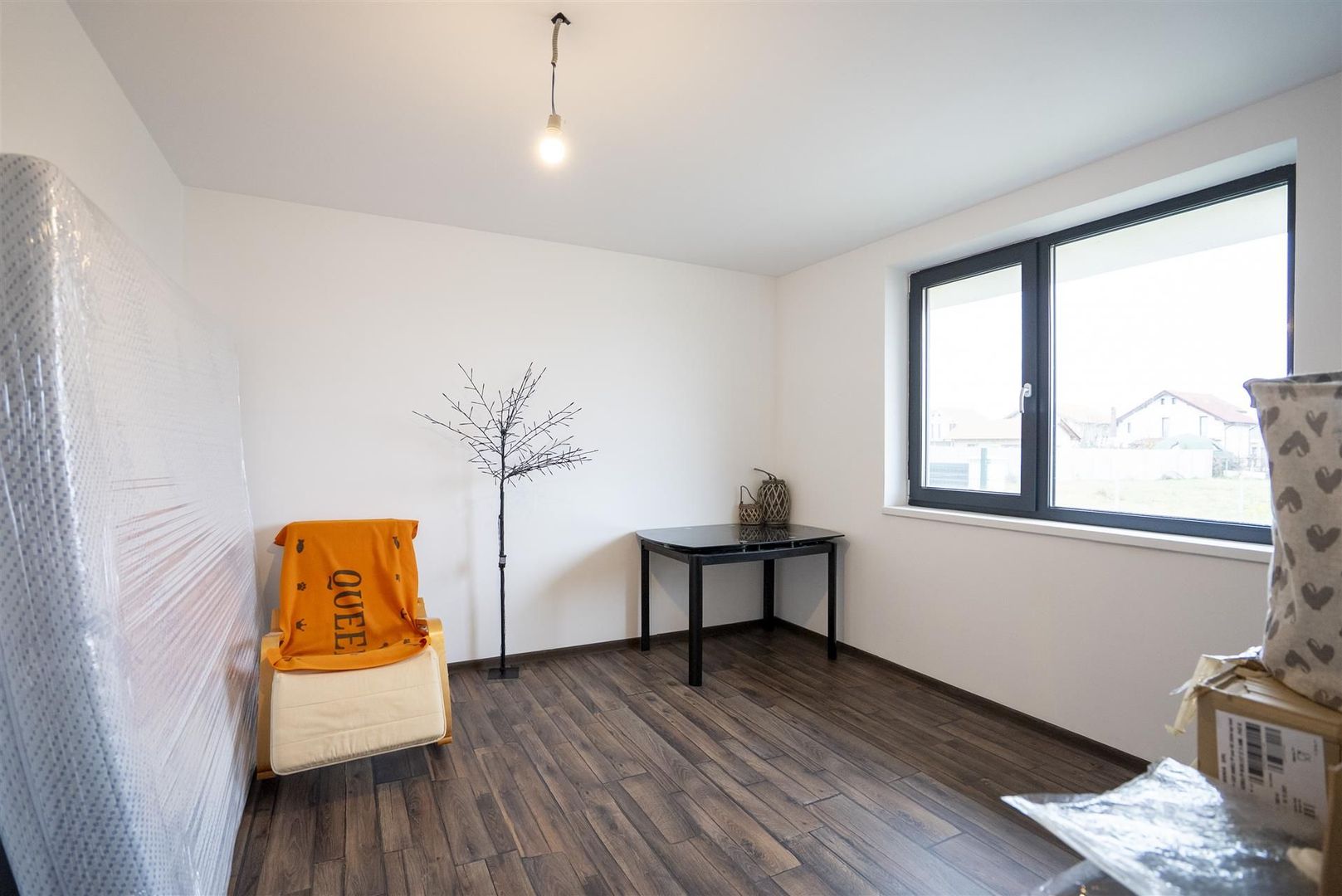 Casa noua finisata mobilata in Nojorid cu 3 camere - Poză 8