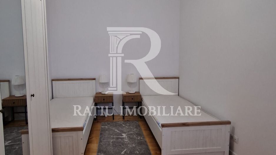 Apartament cu 2 camere | Zona Ultracentrala | Oradea - Poză 10
