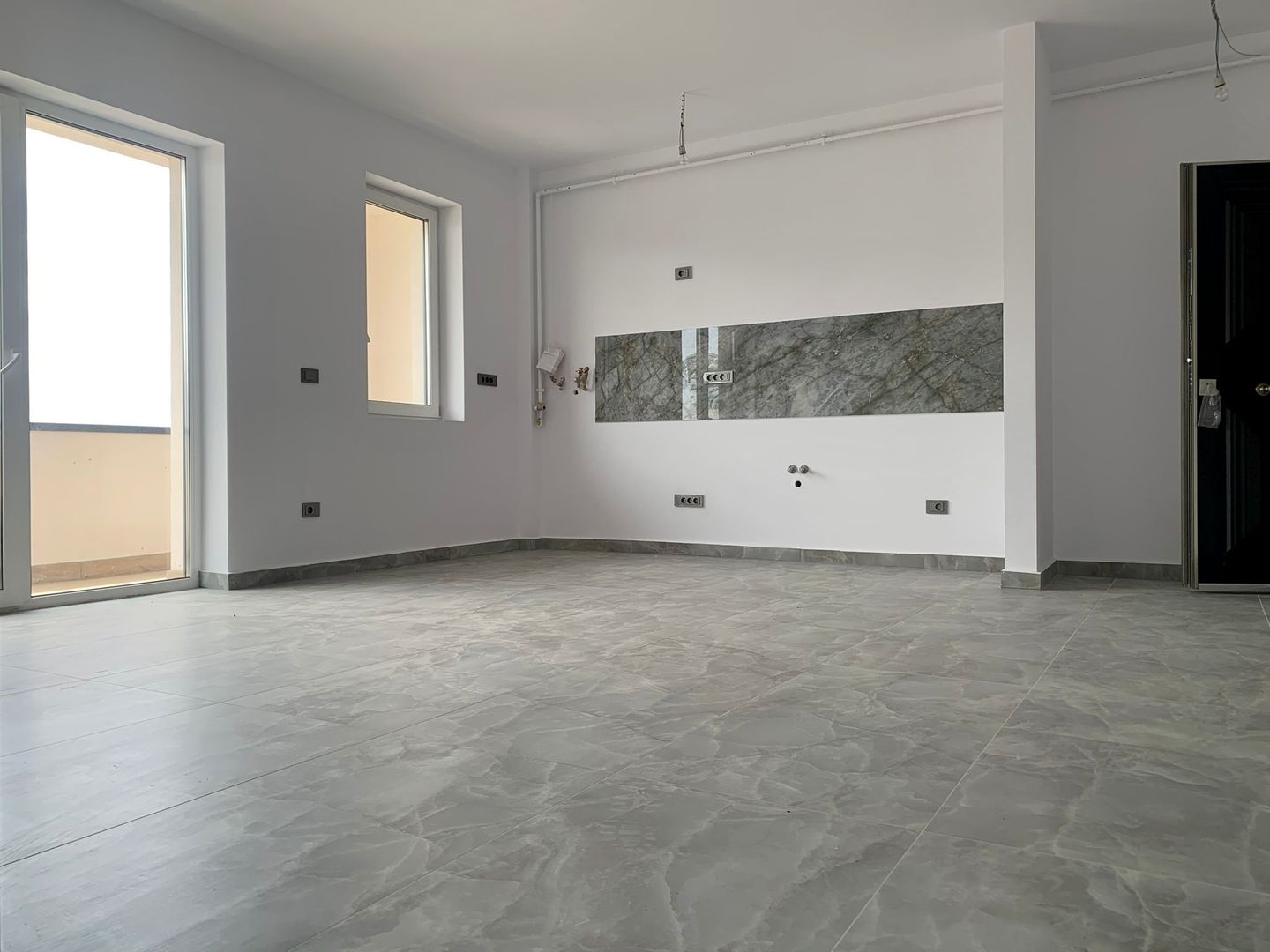 Apartament 2 camere , locație excelentă, comision 0% - Poză 1