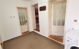 Casa 2 camere, 974 mp teren, Micesti - Poză 6