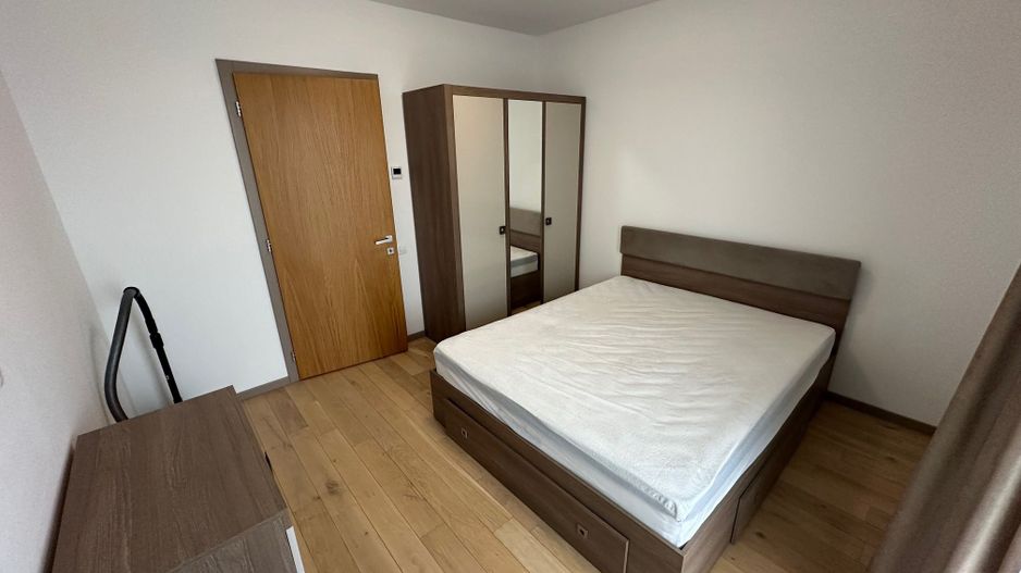 Apartament bloc nou 4 camere - parcare subterana - Poză 18