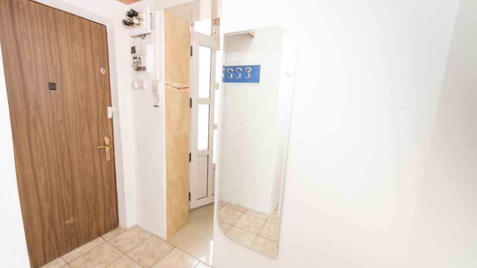 Apartament cu 3 camere de inchiriat, 69 mp utili, Mall Vitan - Poză 19