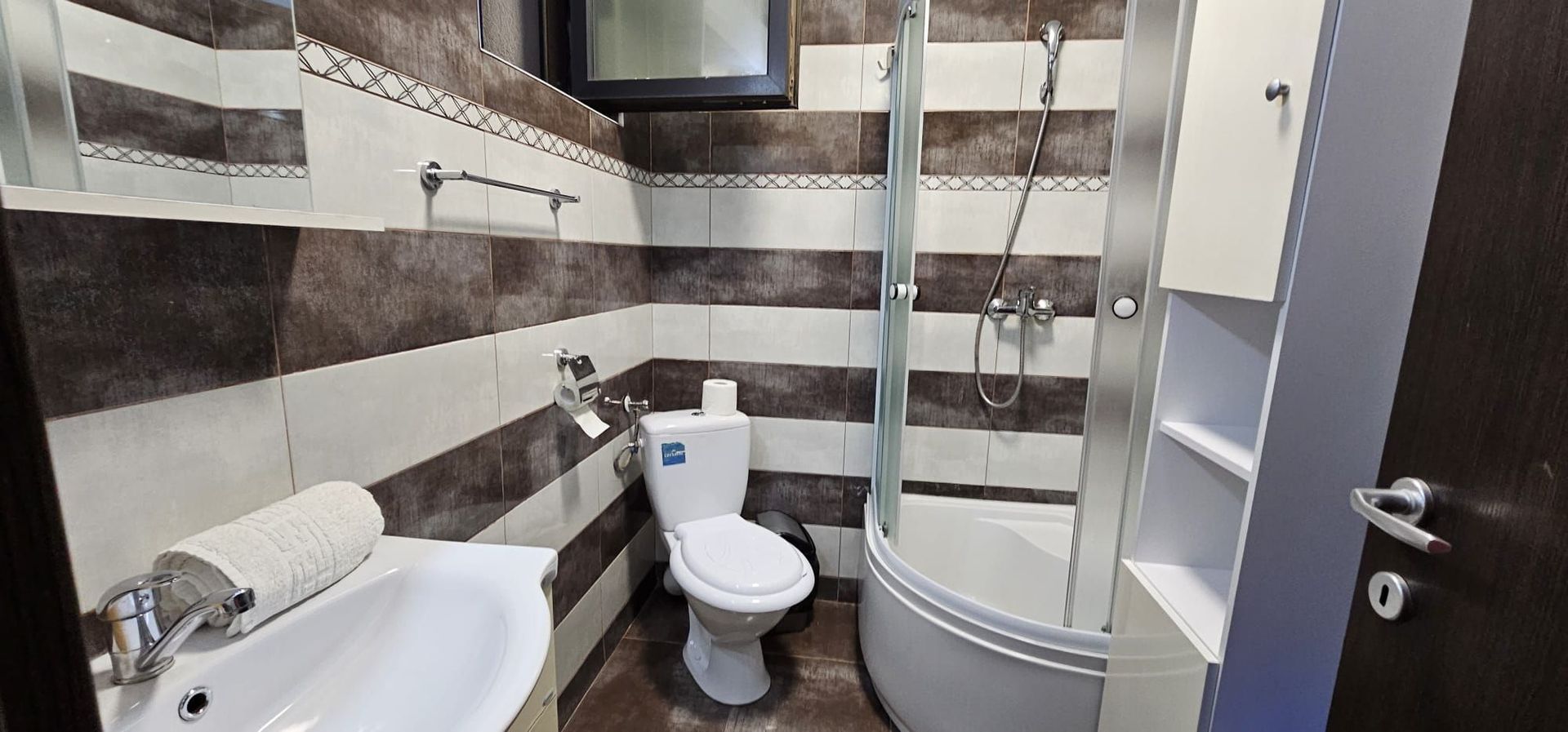 De vânzare apartament 2 camere – la doar 200 m de mare, Mamaia - Poză 11