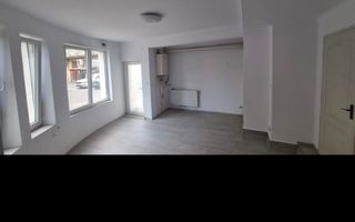 Apartament de vanzare - Poză 1