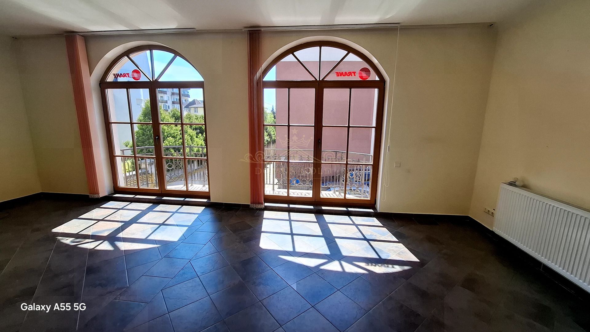 Apartament modern cu 3 camere | In vila | Grigorescu - Poză 1