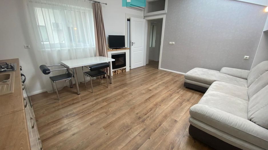 Apartament cu 3 camere moderne în Dumbrăvița - Poză 4