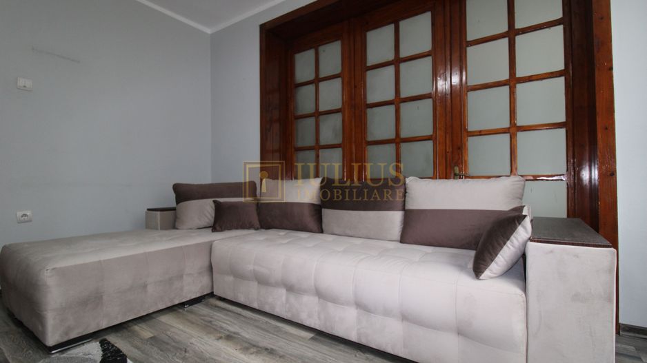 3 camere, curte comuna, centrala proprie. - Poză 1