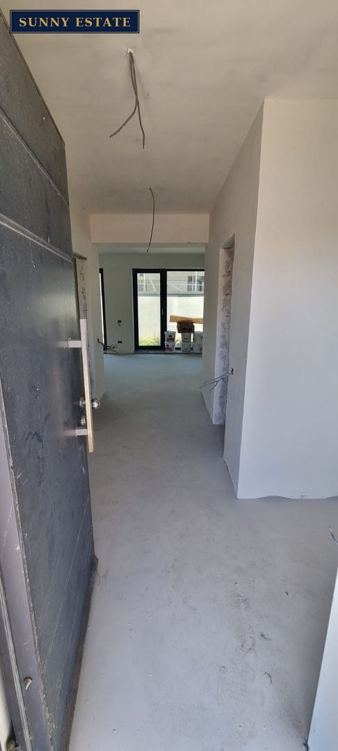 Casă P+1E de vânzare, 3 dormitoare, terasă, lacul Siutghiol, Ovidiu - Poză 5