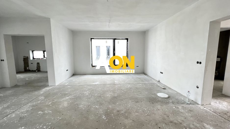 Casa individuala semifinisata, 4 camere, 2 bai, 448mp teren - Poză 4