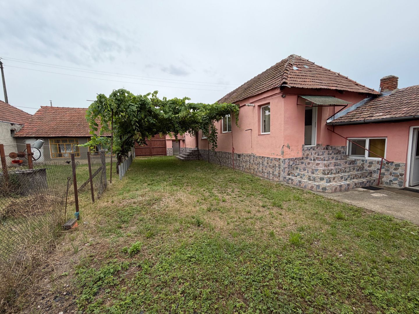 Casa de vanzare 255mp utili, 1974mp teren - Balomir - Poză 13