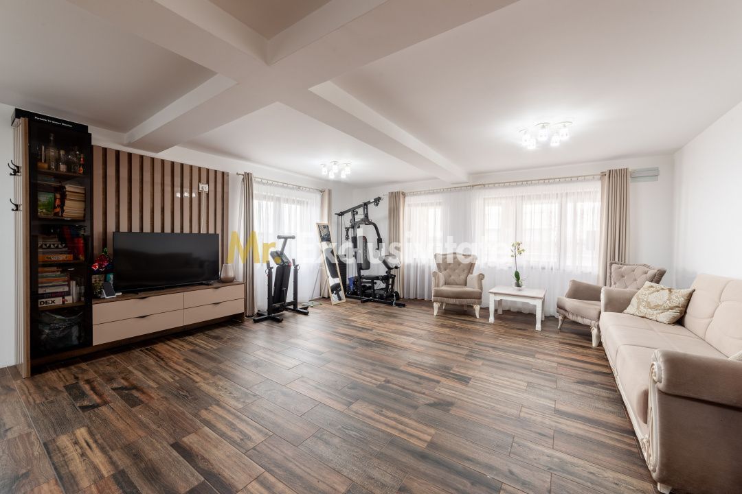 Casa P+M, 120mp utili, teren 477mp, Bradu, AG - Poză 14