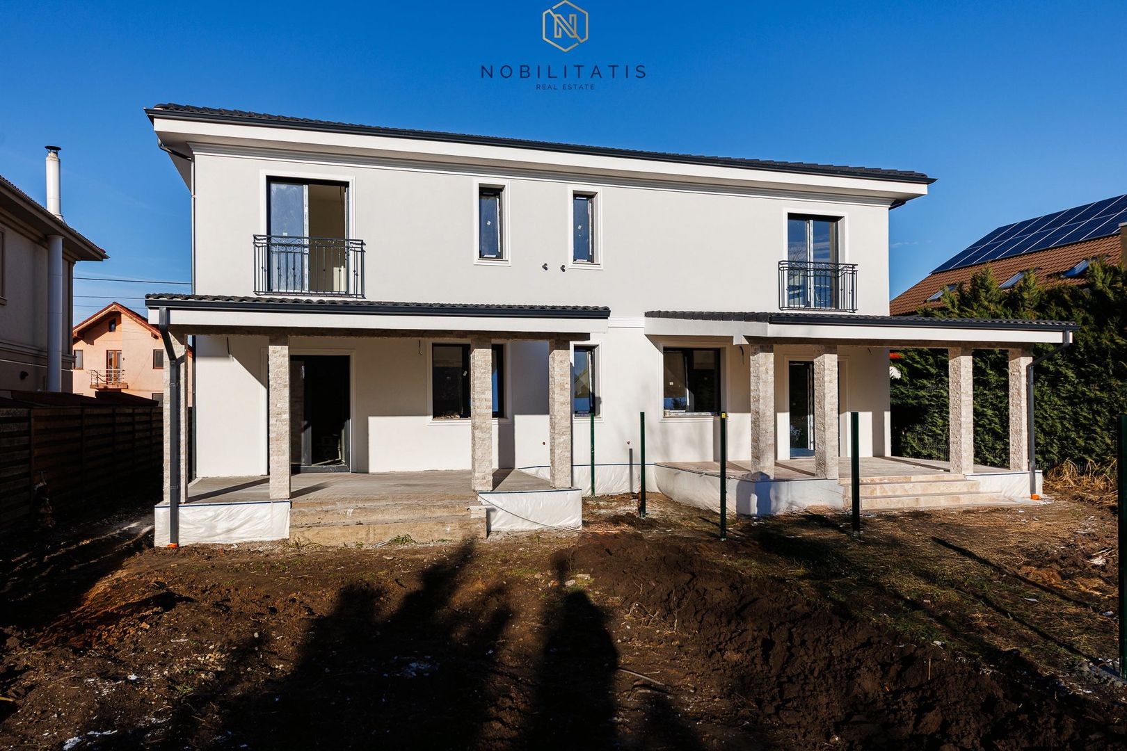 Duplex nou deosebit - despartit prin camera tehnica | Curte amenajata - Poză 5