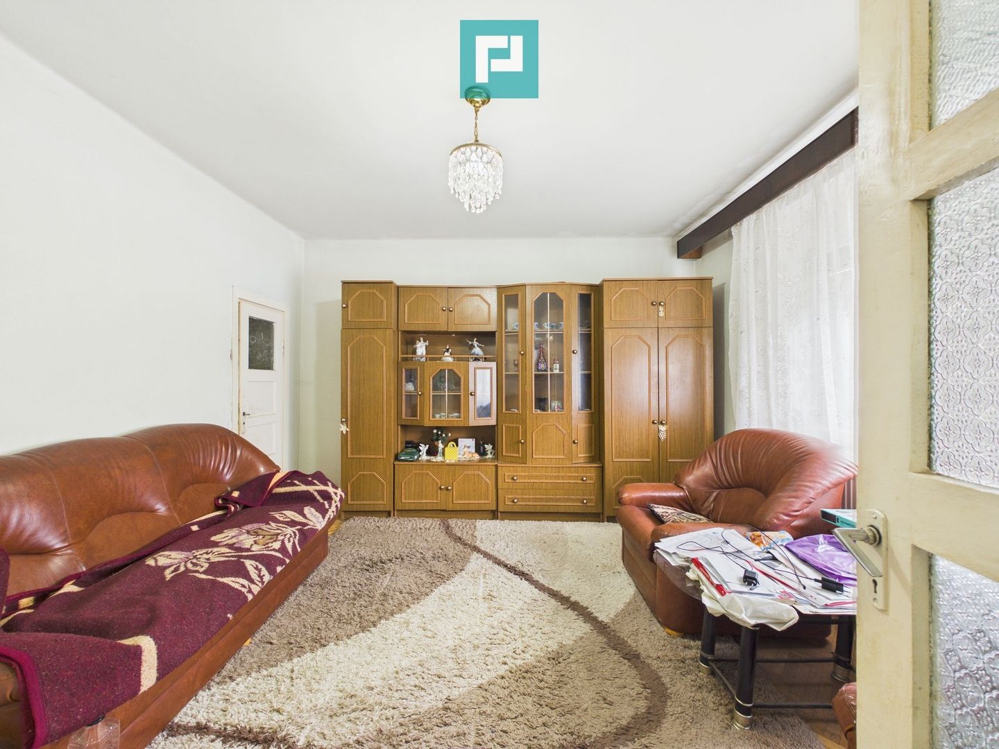 Casă cu 7 camere, ideală pentru familie, Grădiște - Poză 14