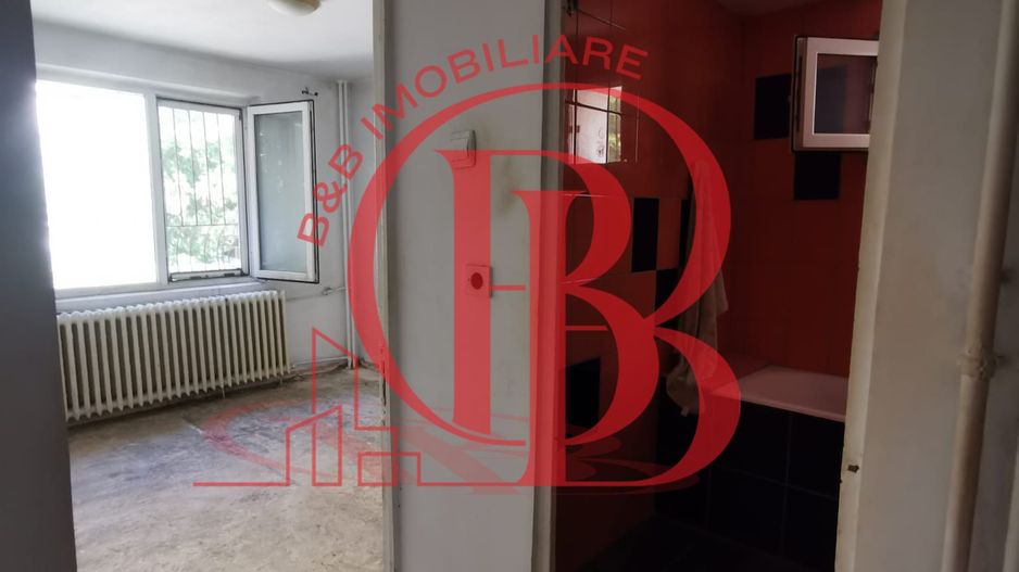 4 camere- Ozana  - Metrou -1 Decembrie 1918 - Poză 9