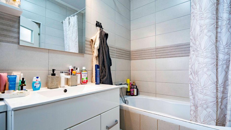 Apartament cu 2 camere de închiriat – bloc nou, zona Iosia Oradea - Poză 10