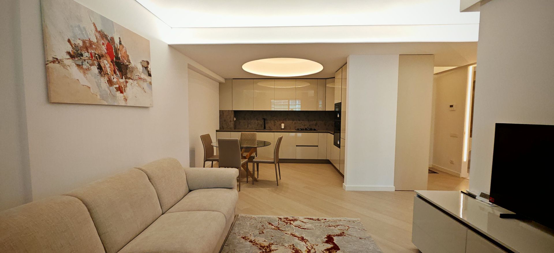 De inchiriat apartament 3 camere, mobilat/utilat complet si parcare - Poză 3