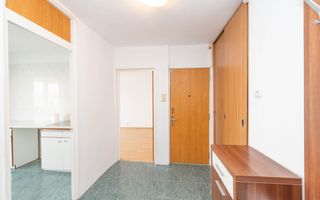 Apartament 3 camere de vanzare, decomandat, 2 bai, loc parcare, 1980 - Poză 7