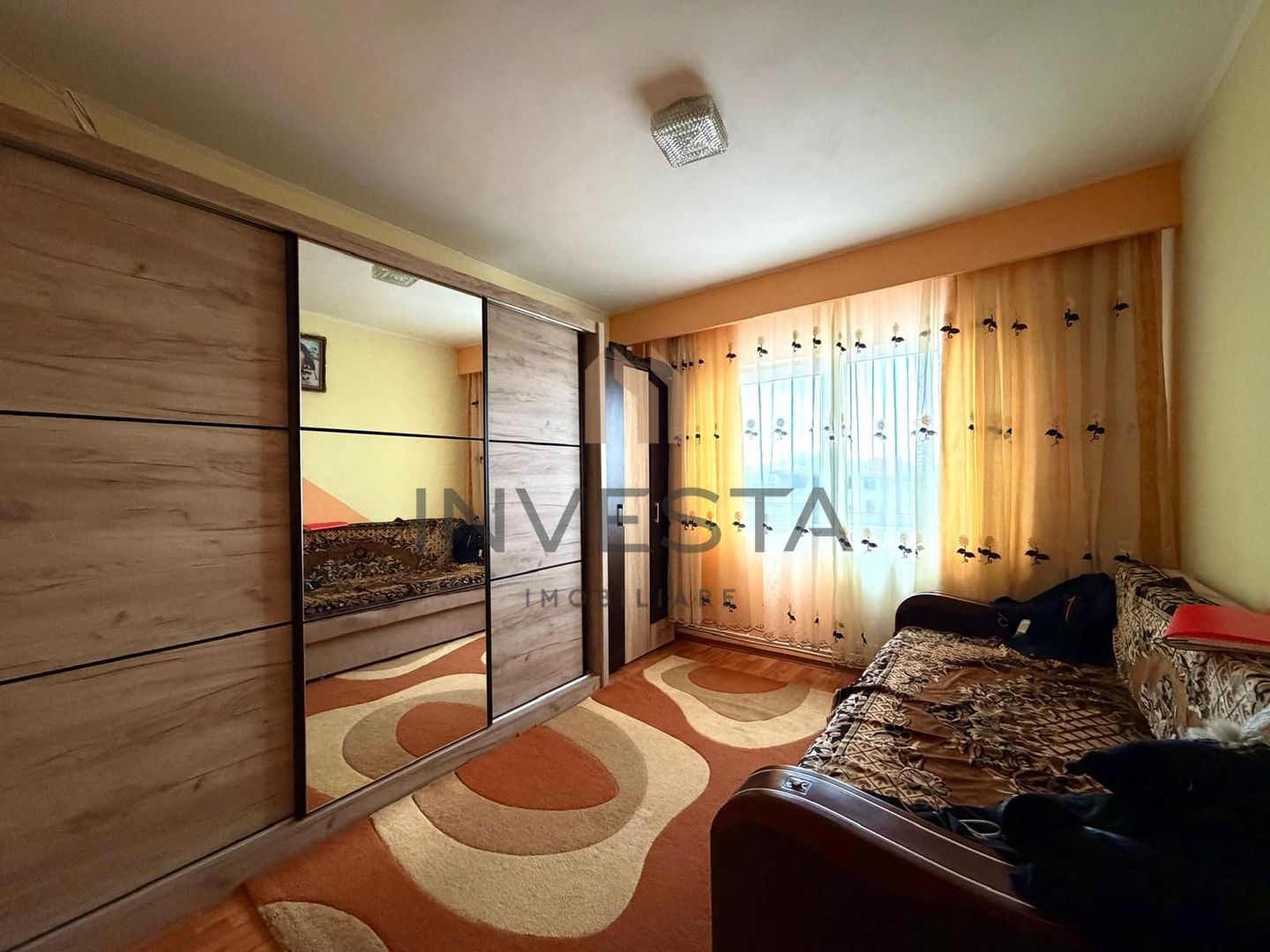 Apartament cu 3 camere decomandat , aproape de Piata Marasti ! - Poză 1