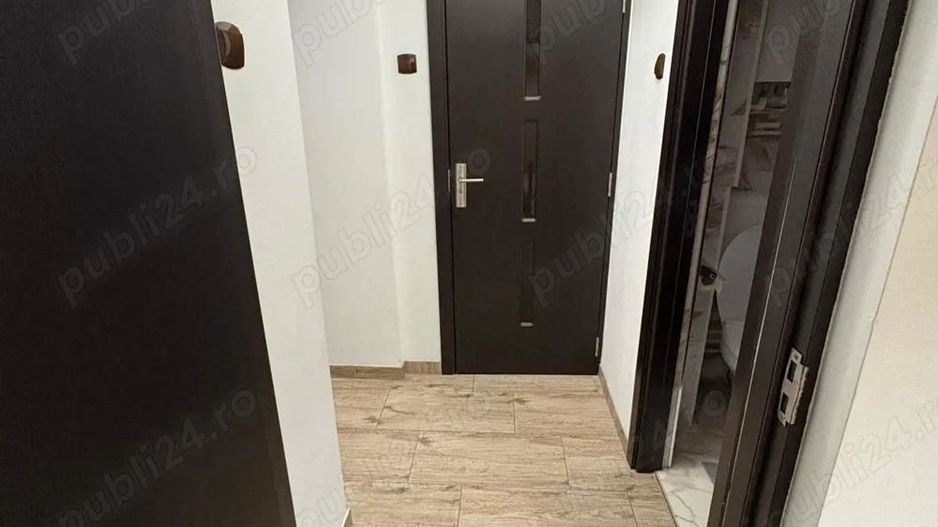 Vanzare apartament 3 camere decomandat et1 - Poză 7