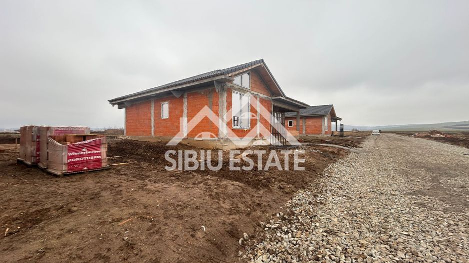 Casa individuala – oportunitate excelenta de achizitie la rosu - Poză 6