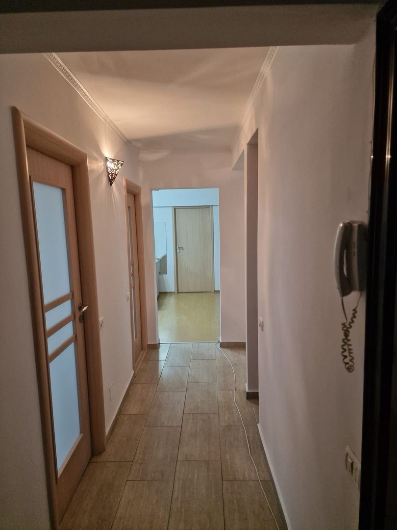 De inchiriat apartament cu 2 camere , Tineretului Dristor Budapesta - Poză 5