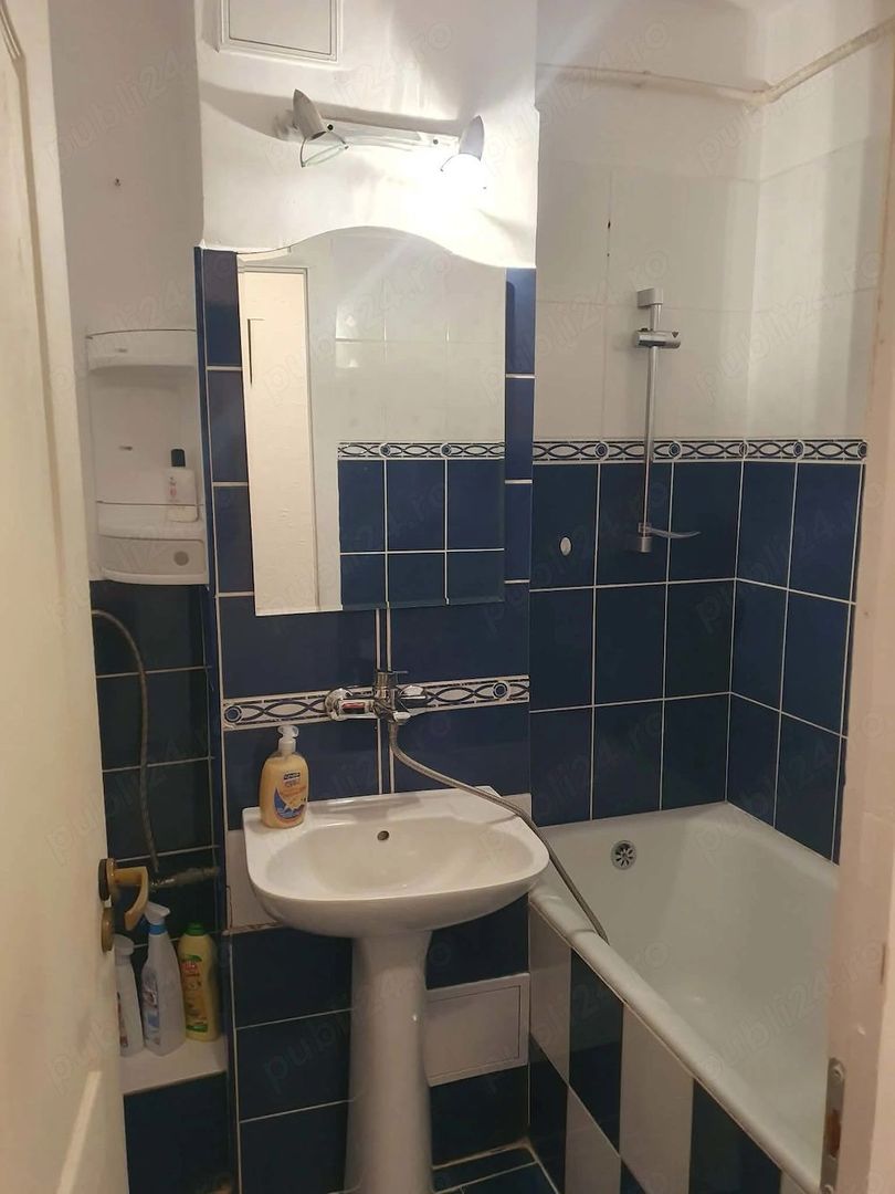 Apartament  vanzare 2 camere 78 mp, Micro 15 - Poză 5