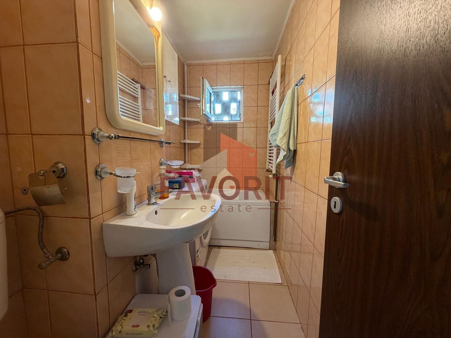 2 camere | etaj 2 | centrala proprie | renovat | zona excelenta | - Poză 7