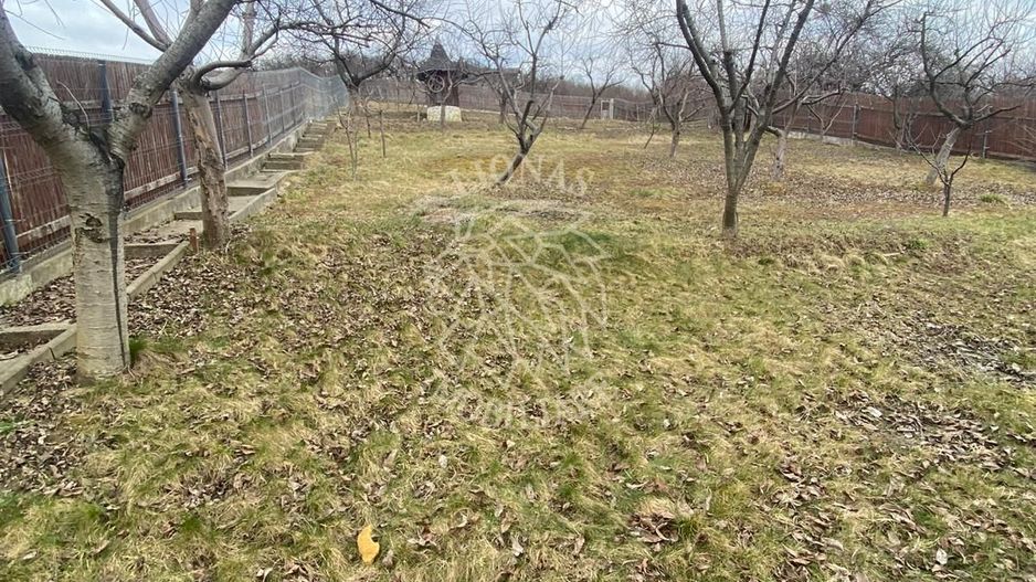 Teren intravilan 1000 mp+magazie-ideal casa-imprejmuit-Valea Rusului - Poză 4