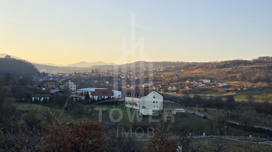 Casă modernă în Cisnădioara / Cisnădie – vedere către Cetatea Cisnădioara - Poză 8