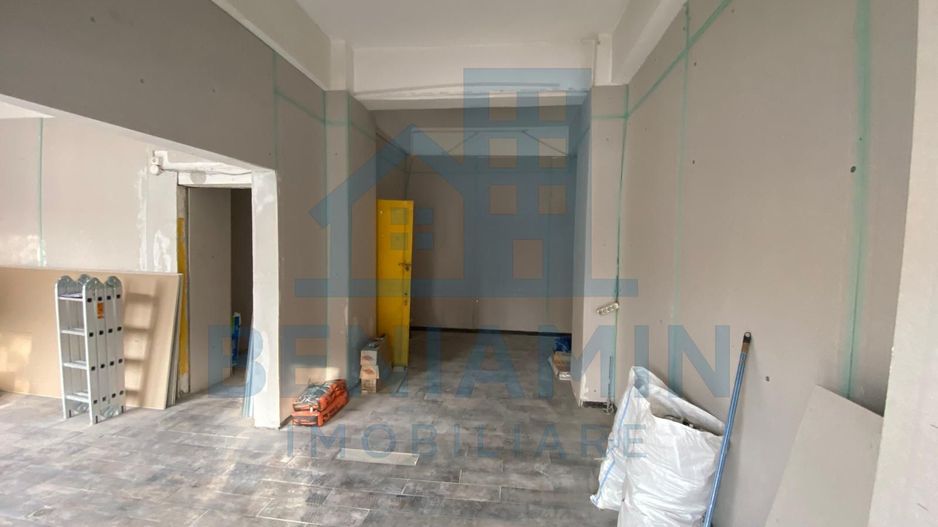 Spatiu comercial 44 mp, parter, renovabil dupa chirias, Craiovita - Poză 2