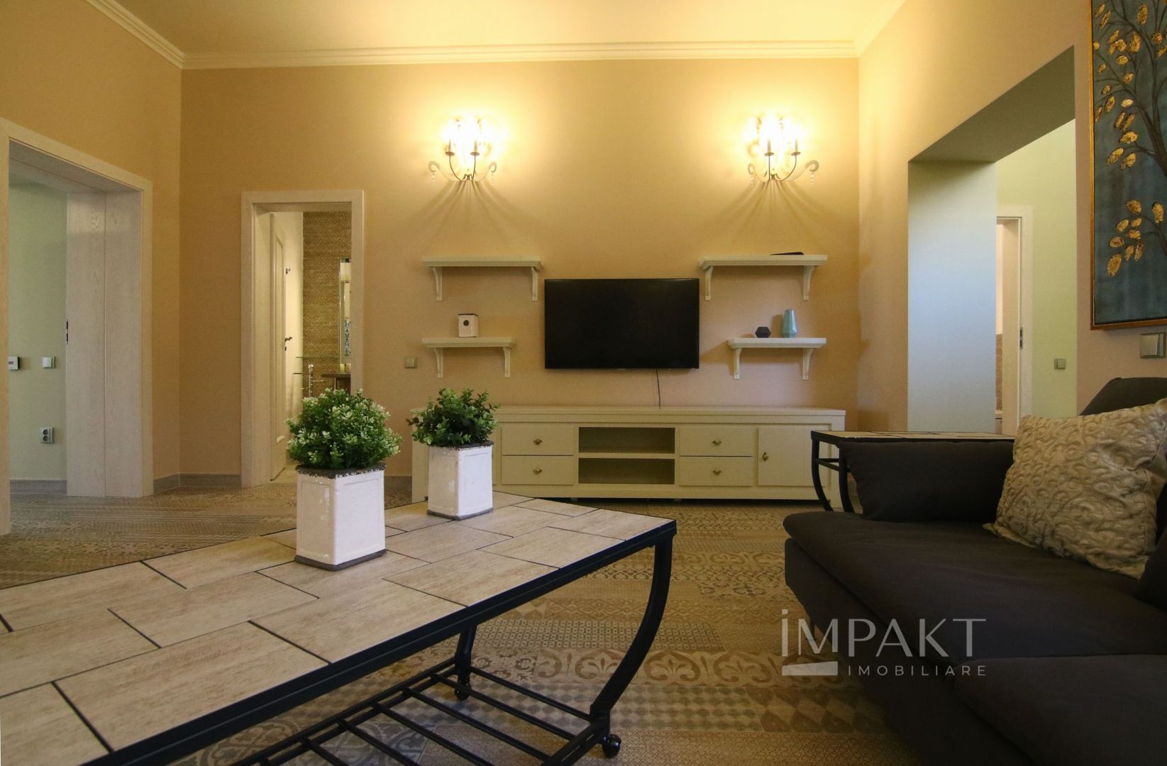 Apartament 4 camere, lux, zona Centrala! - Poză 1