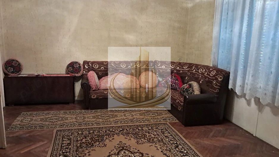 Casa Iosefin individuala 9 camere 3 apartamente - Poză 3
