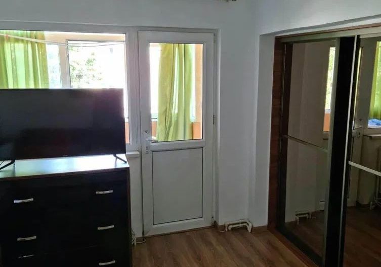 Apartament 2 camere, Micro 17 - Poză 3