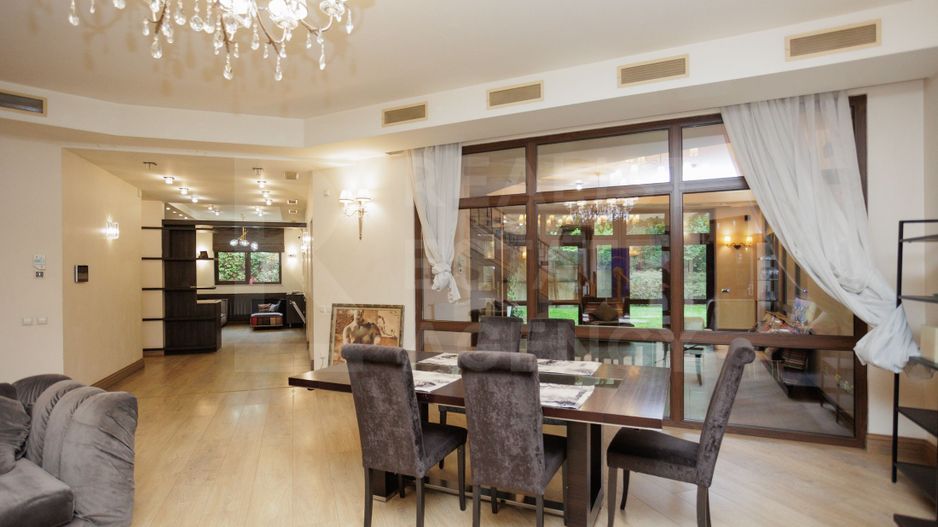 Chirie, Casa, 6 camere, Râscani - Poză 12