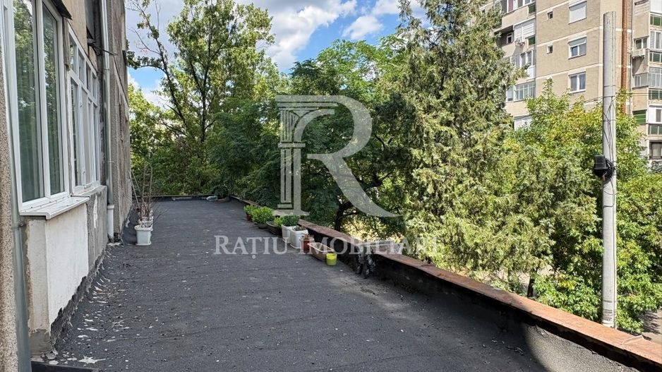 Apartament cu 3 camere | Etaj 1 | Bulevardul Dacia | Oradea - Poză 18