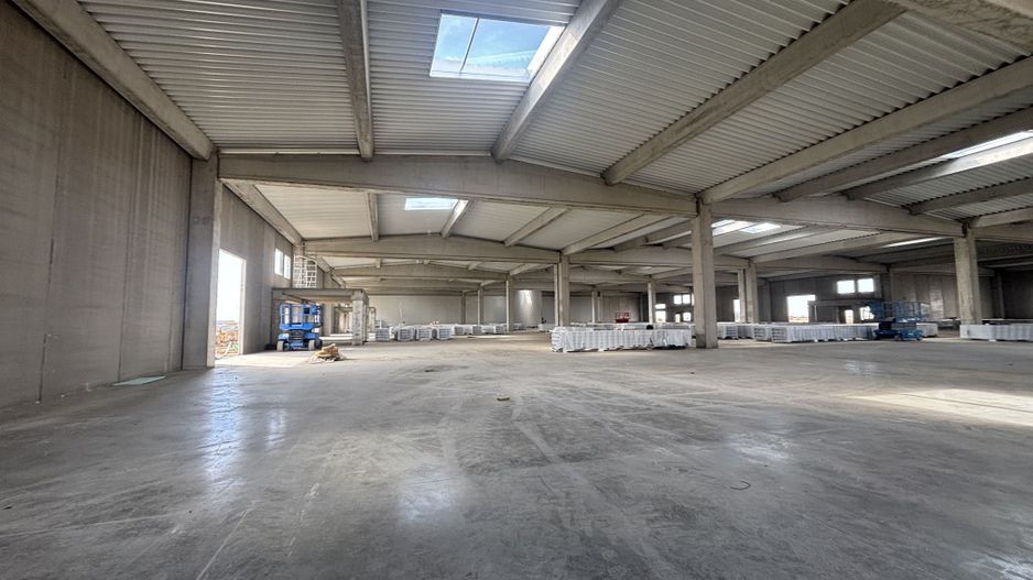 Spatiu de productie si depozitare 885 mp - Poză 16