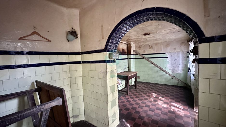 Casa cu teren de 342 in zona Unirii-Calea Calarasilor - Poză 10